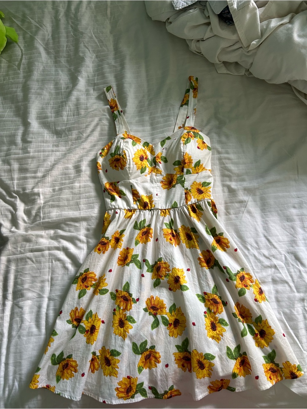 bailey blue White Sunflower Print Mini Dress
